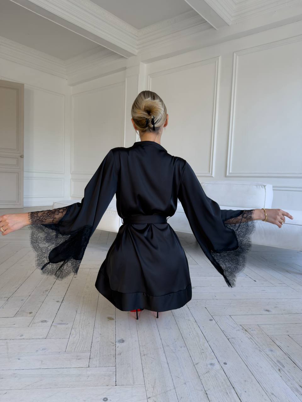 Blummer Robe